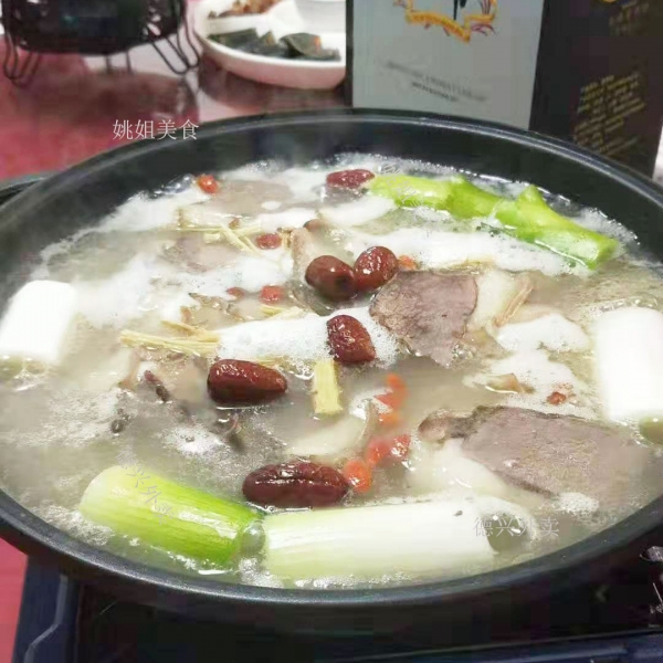 养生羊肉汤